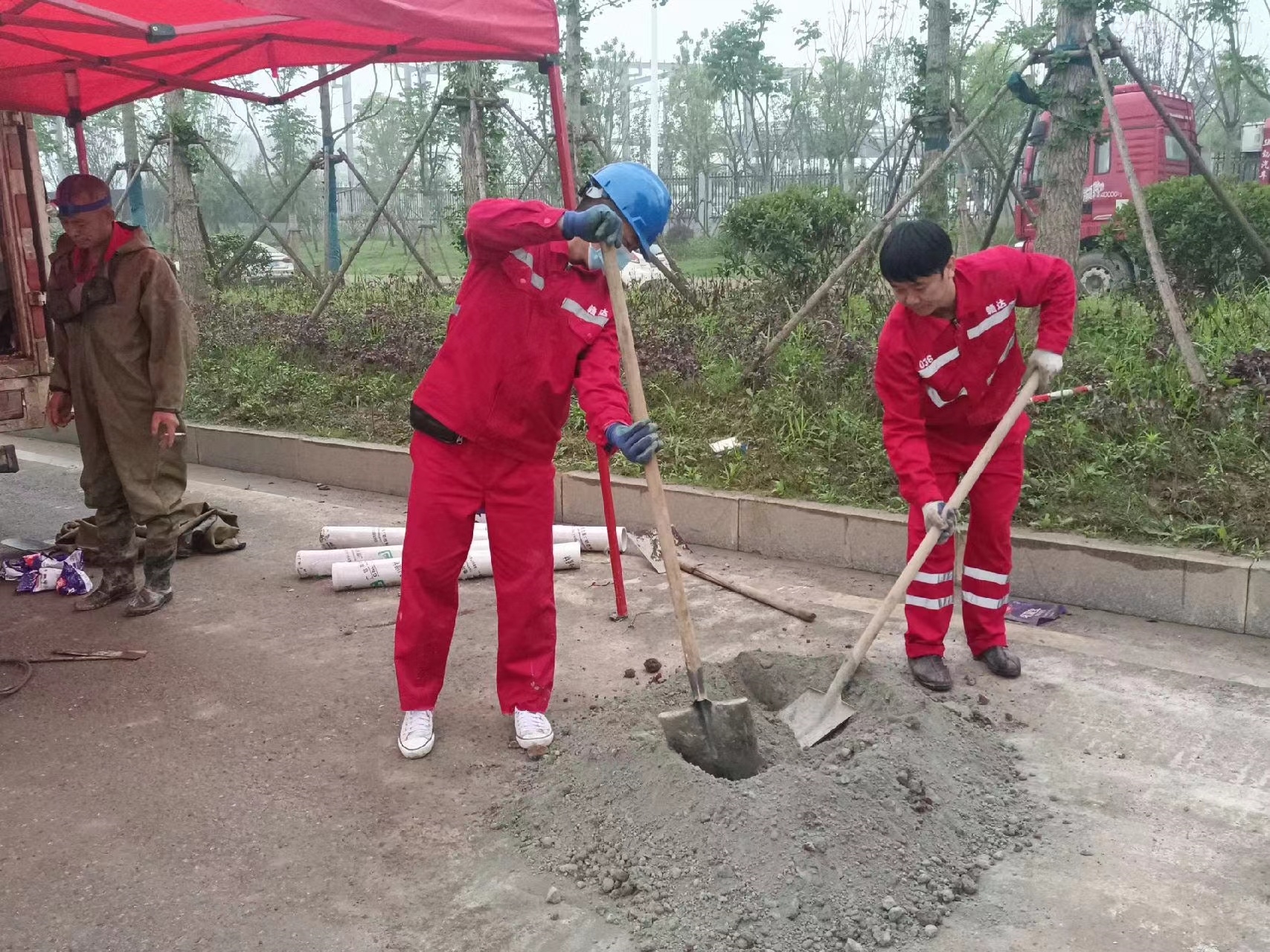 准格尔管道疏通哪家好】及时进行市政管道清淤